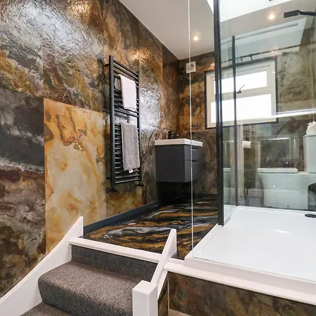 בית נופש 23 Trafalgar Square