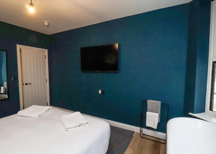 23 Trafalgar Square Scarborough