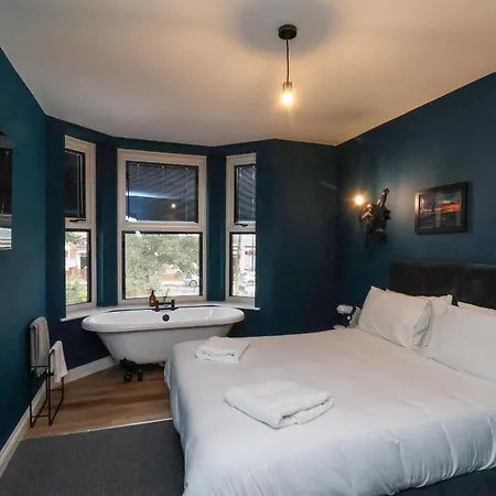 別荘 23 Trafalgar Square スカーバラ